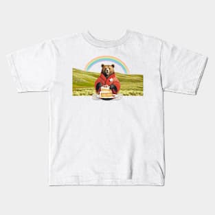 bear on a rainbow picnic Kids T-Shirt